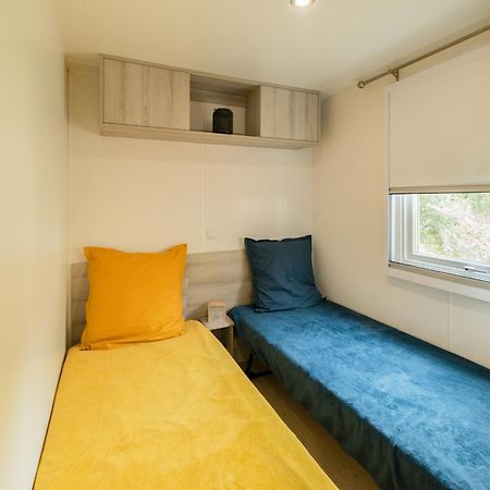 Mobil Home Les Pieds Dans L'Eau Кане Екстериор снимка